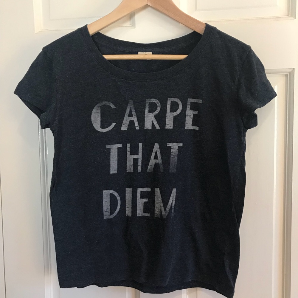 Hollister t shirt